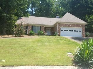 2560 Broadmoor Ct, Snellville, GA
