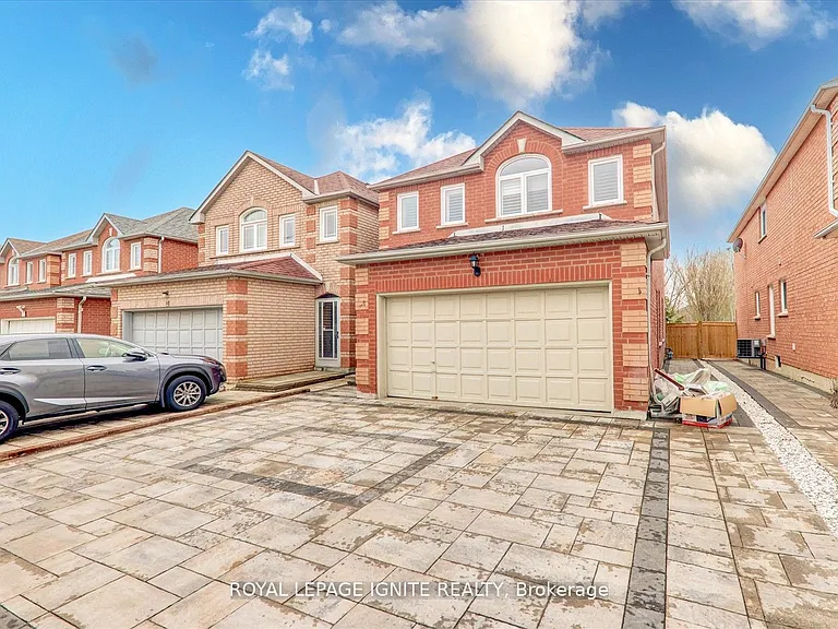 16 Sophia Rd #BASEMENT — Photo 2