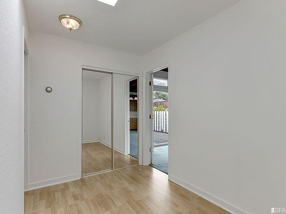 4th image of 838 Hemlock Ave