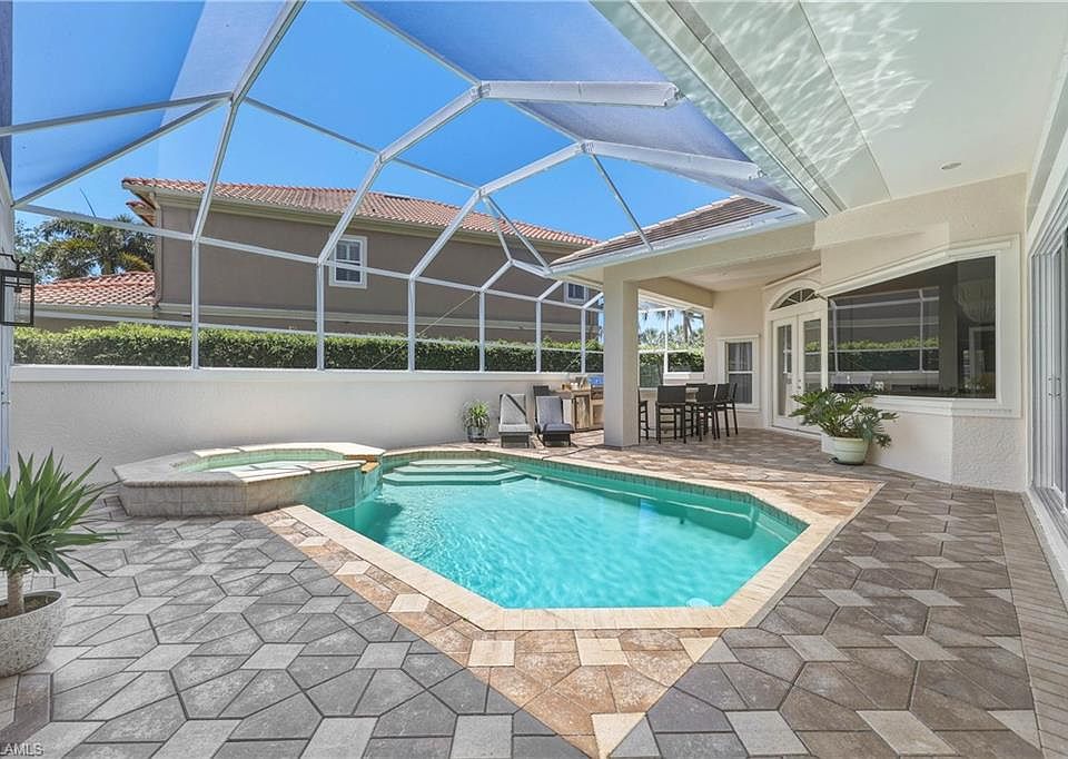 1st image of 2844 Coco Lakes DR