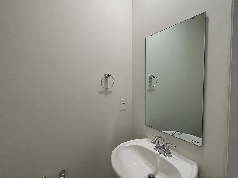120A Fosters Glen Pl #120A — Photo 10