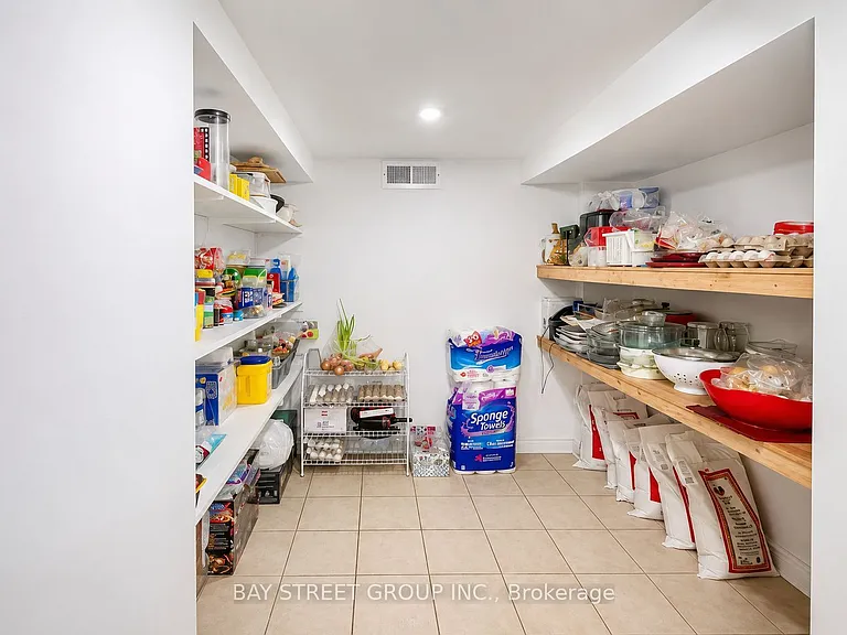 491 Mavrinac Blvd — Photo 14