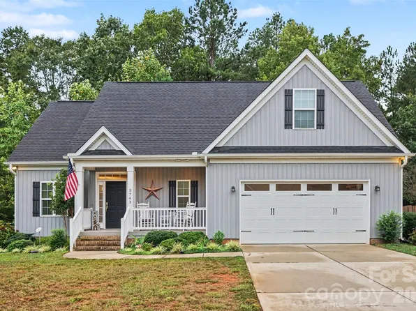 3743 Travertine Dr, Lancaster, SC 29720