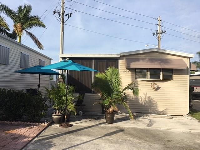1st image of 1028 Nettles Blvd