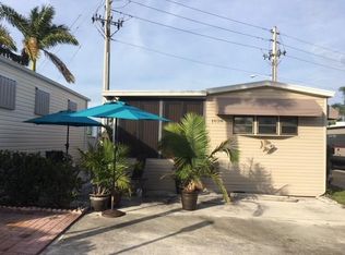 1028 Nettles Blvd, Jensen Beach, FL 34957