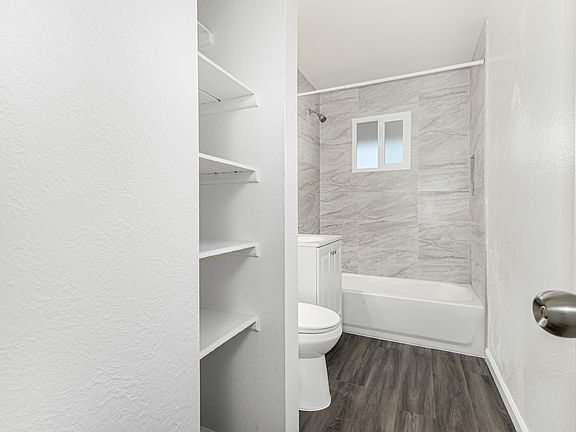 3rd image of 805 N Park Ave APT 803