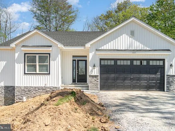 122 Newville Rd, Elizabethtown, PA 17022