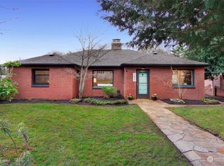 3621 NE 110th St, Seattle, WA 98125