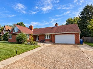 2323 N Sheridan Rd, Waukegan, IL 60087