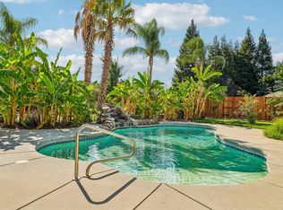 9604 Mainline Dr, Elk Grove, CA 95624