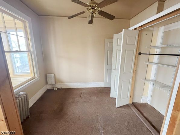 newark-new-jersey-38707430 picture