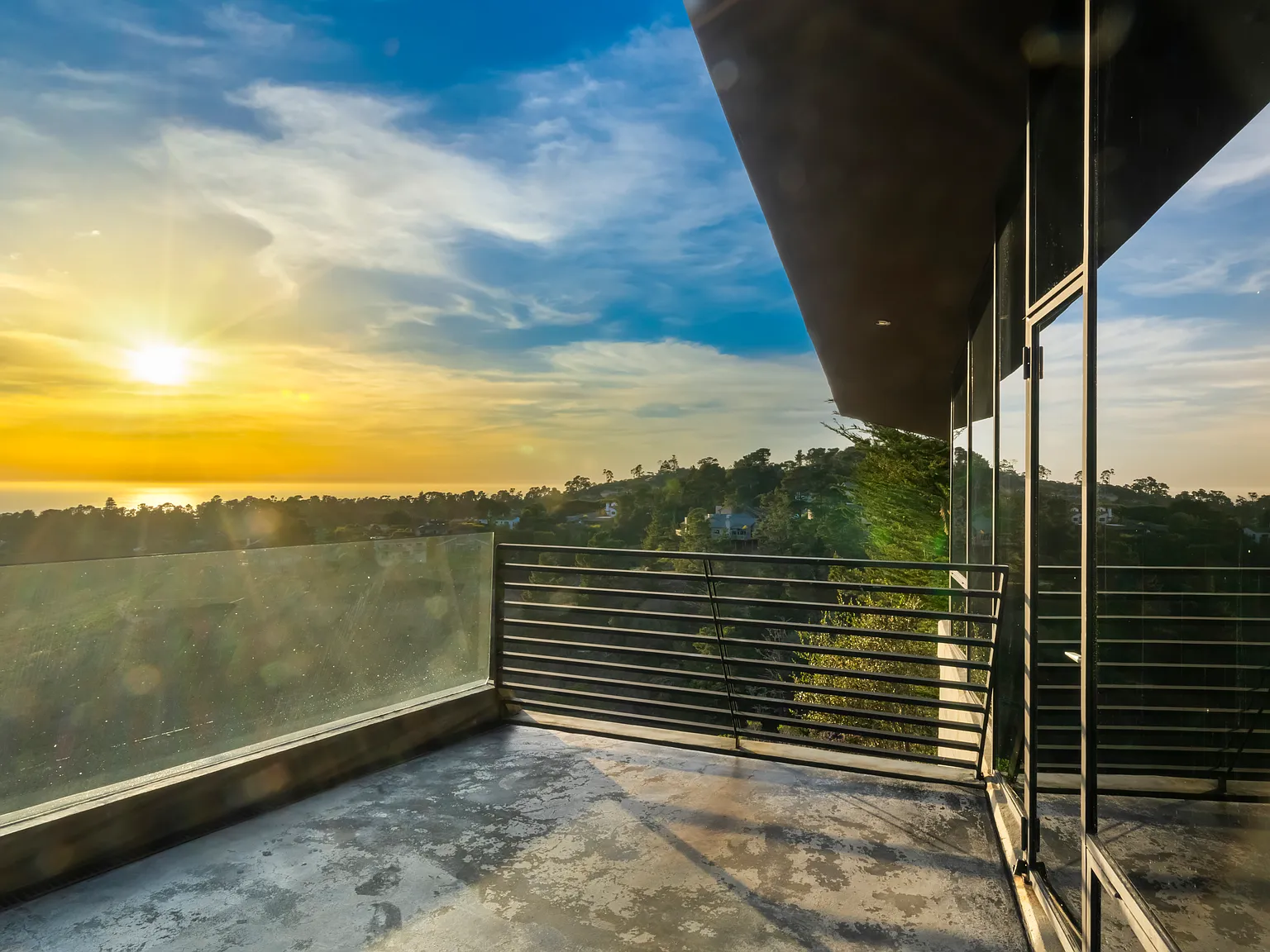 3 bed, 3400 sqft, $20,000 — Photo 3
