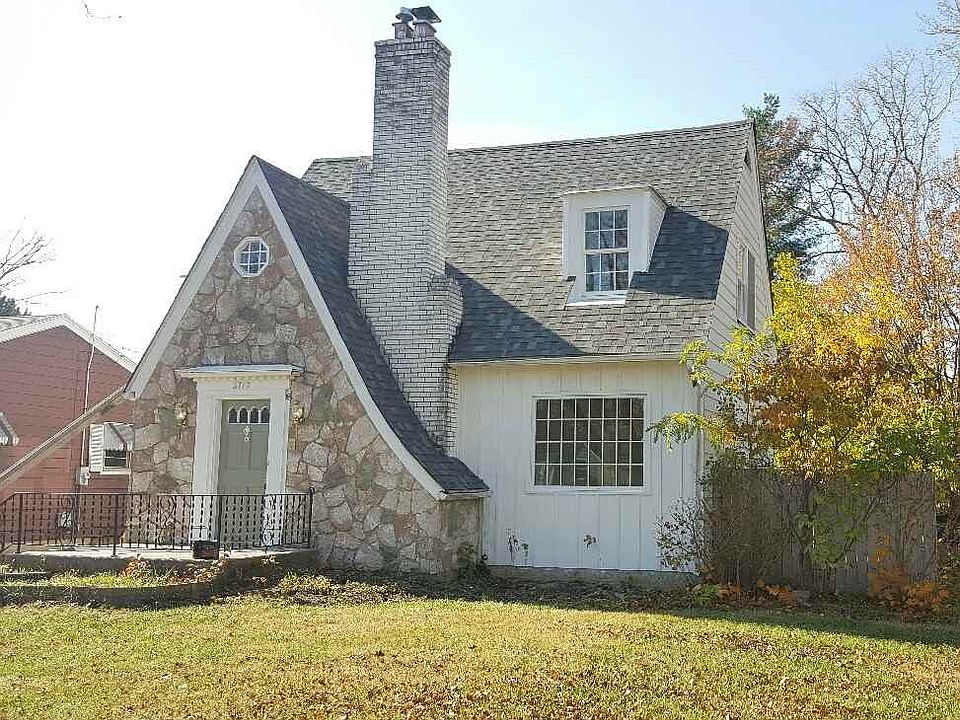 1st image of 2712 Ellen Ave