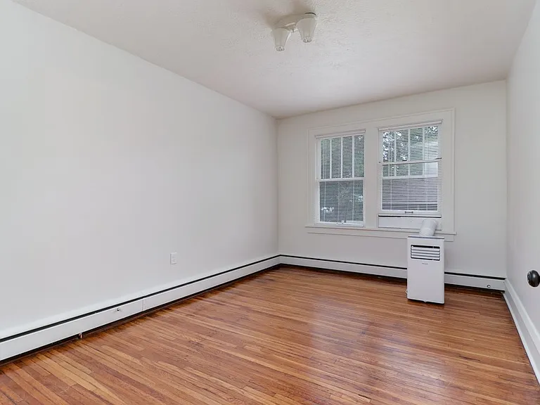 718 Normal Ave #4 — Photo 11