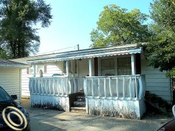 2614 Gary Ave, Brighton, MI 48114