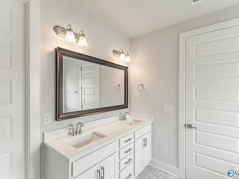 217 John Clift Cir — Photo 12