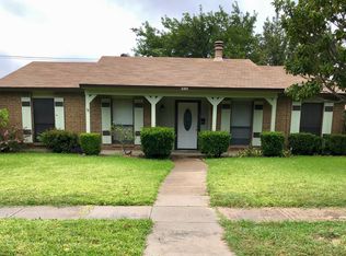 2105 Albert Rd, Carrollton, TX 75007