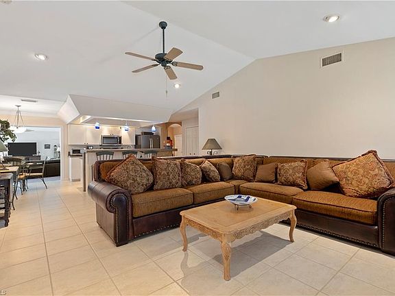 3rd image of 525 SW 27th Ter