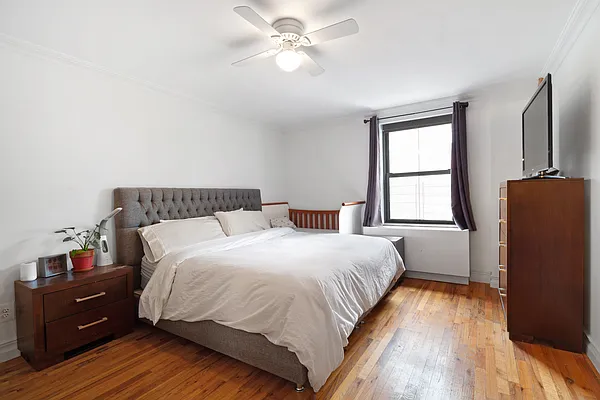 Sold by Compass | media 4