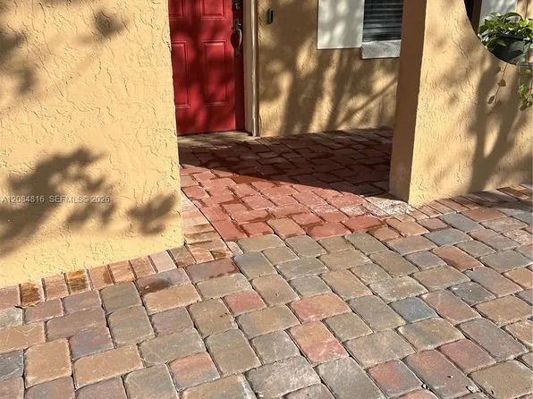 1829 Matterhorn Dr, Orlando, FL 32818