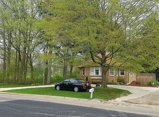 1625 Lake Dr, South Milwaukee, WI 53172