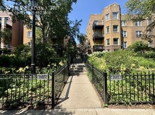 4716 N Beacon St APT 3W, Chicago, IL 60640