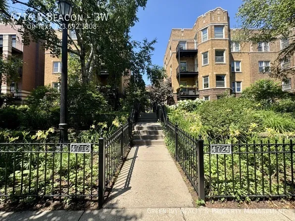 4716 N Beacon St APT 3W, Chicago, IL 60640