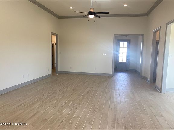 3rd image of 108 Preston Rose Ln