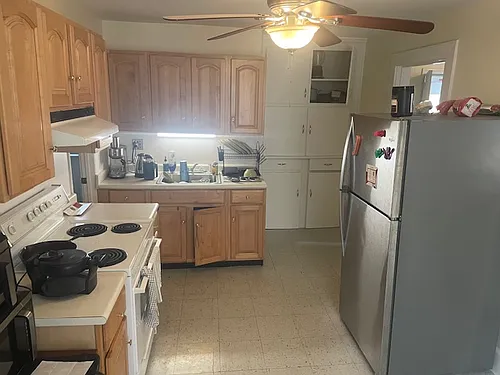 123 Lakeview Ave #2 Photo 1