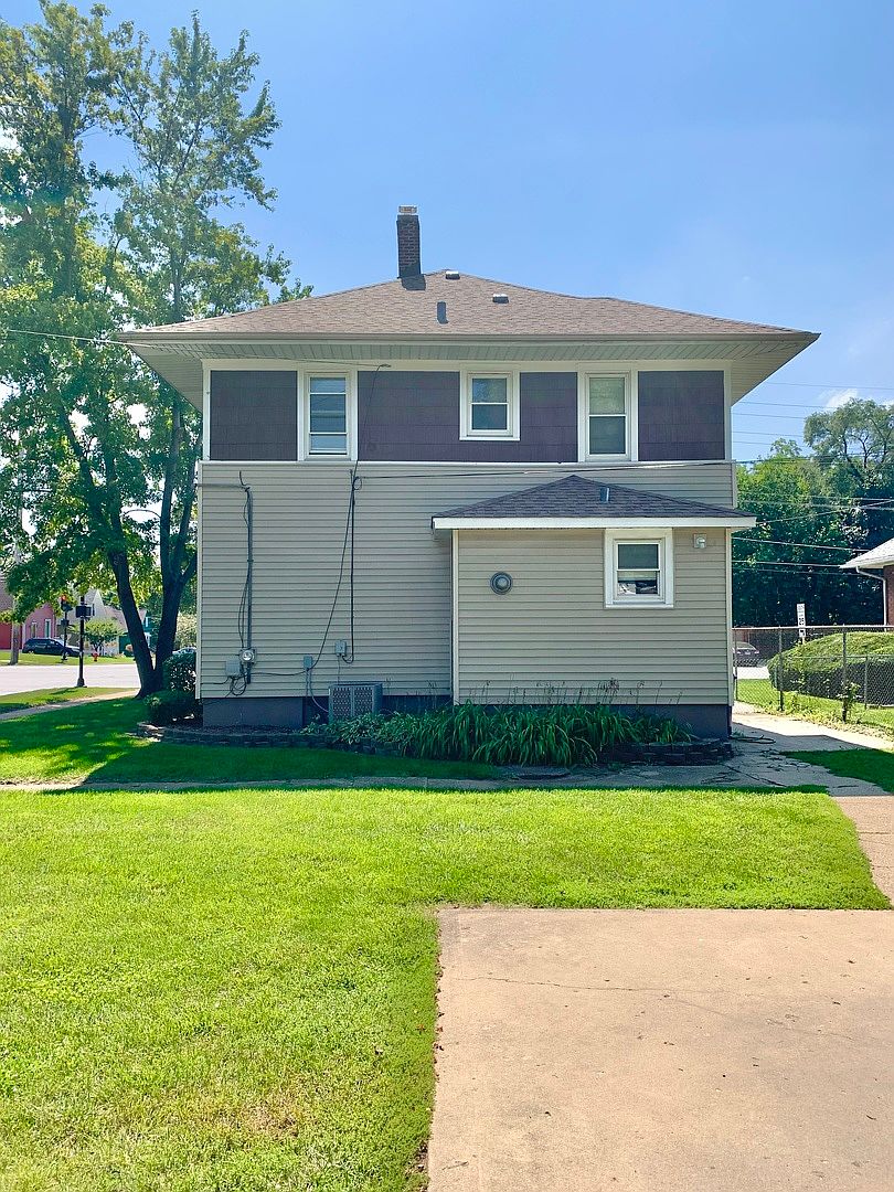 520 Bluff City Blvd, Elgin, IL 60120 | Zillow