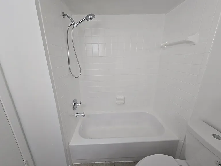 6780 121st St #8 — Photo 15