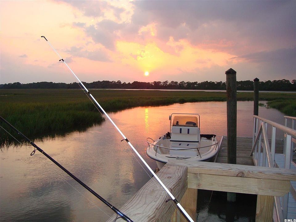 1st image of 10 Fiddlers Point