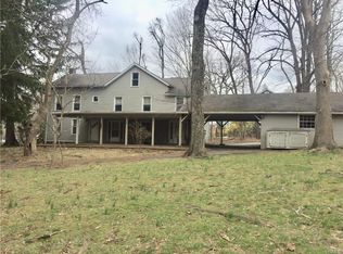 348 S Middletown Rd, Pearl River, NY 10965