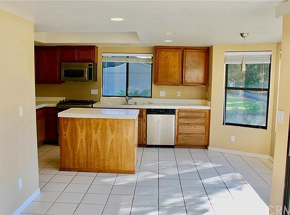 5th image of 1216 Black Sage Cir