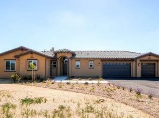 242 Circa Del Cielo, Fallbrook, CA 92028