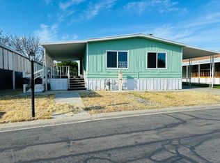 1218 E Cleveland Ave, Madera, CA