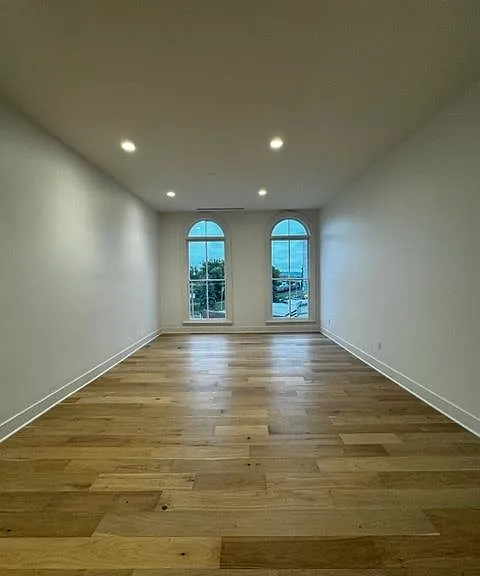136 Main St #104 — Photo 5