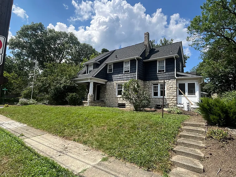 1610 Andover Rd #1 — Photo 1