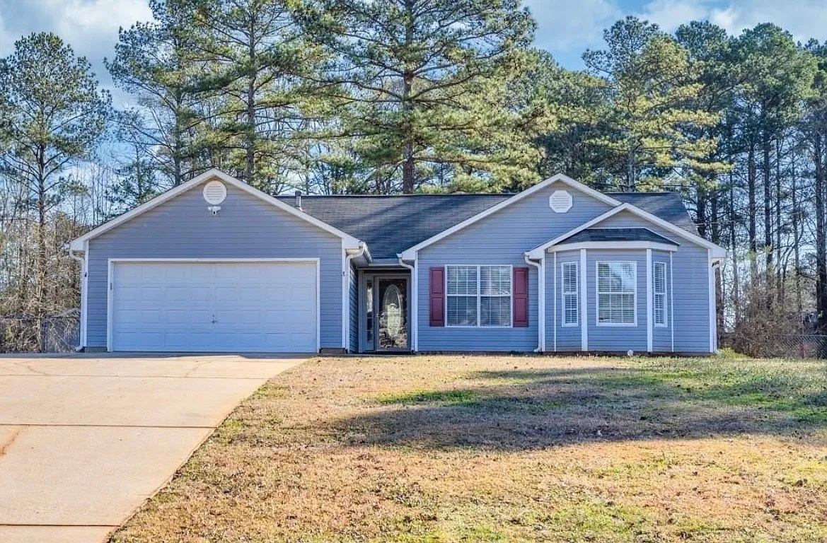 Floresta Dr, McDonough — Photo 1