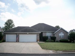 1604 E Parkview St, Ozark, MO 65721