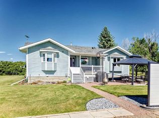 112173 2253rd Dr E, Foothills No. 31, AB T1S4V5