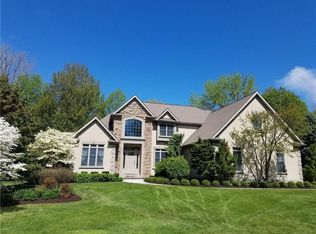 4418 Commodore Dr, Erie, PA 16505