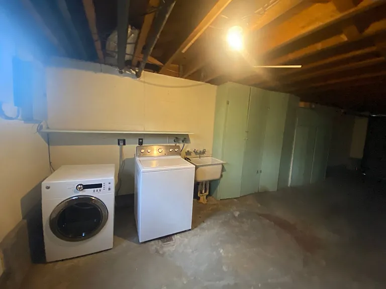 2239 Main St — Photo 14