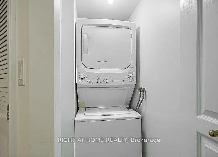 100 Hayden St #701 — Photo 40