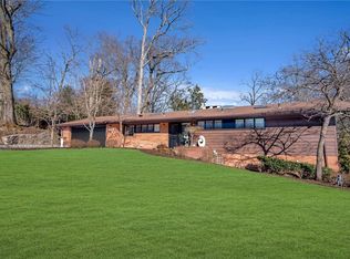 30 Woods End Rd, Hartsdale, NY 10530