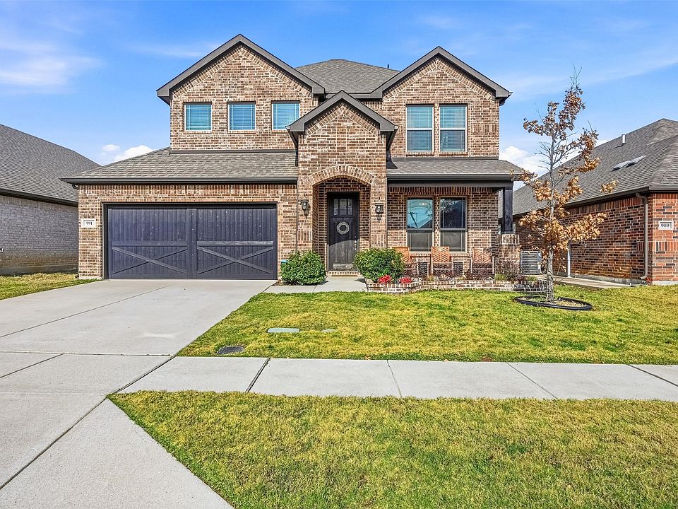 1st image of 991 E Villas Ct