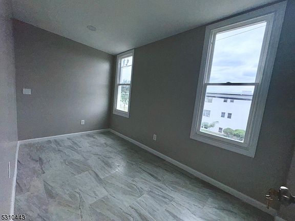 Bedroom #1