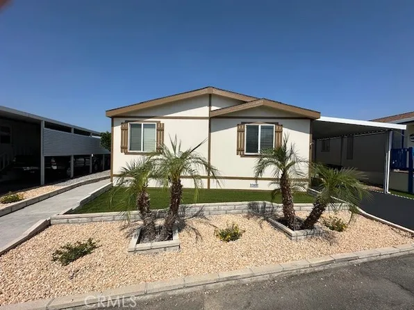880 N Lake St Space 111, Hemet, CA 92544