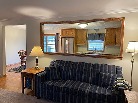 2nd image of 107 Carlton Dr