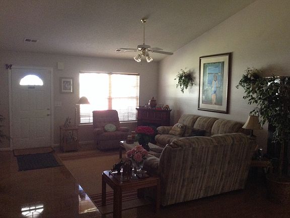 3rd image of 12 Dill Creek Ct